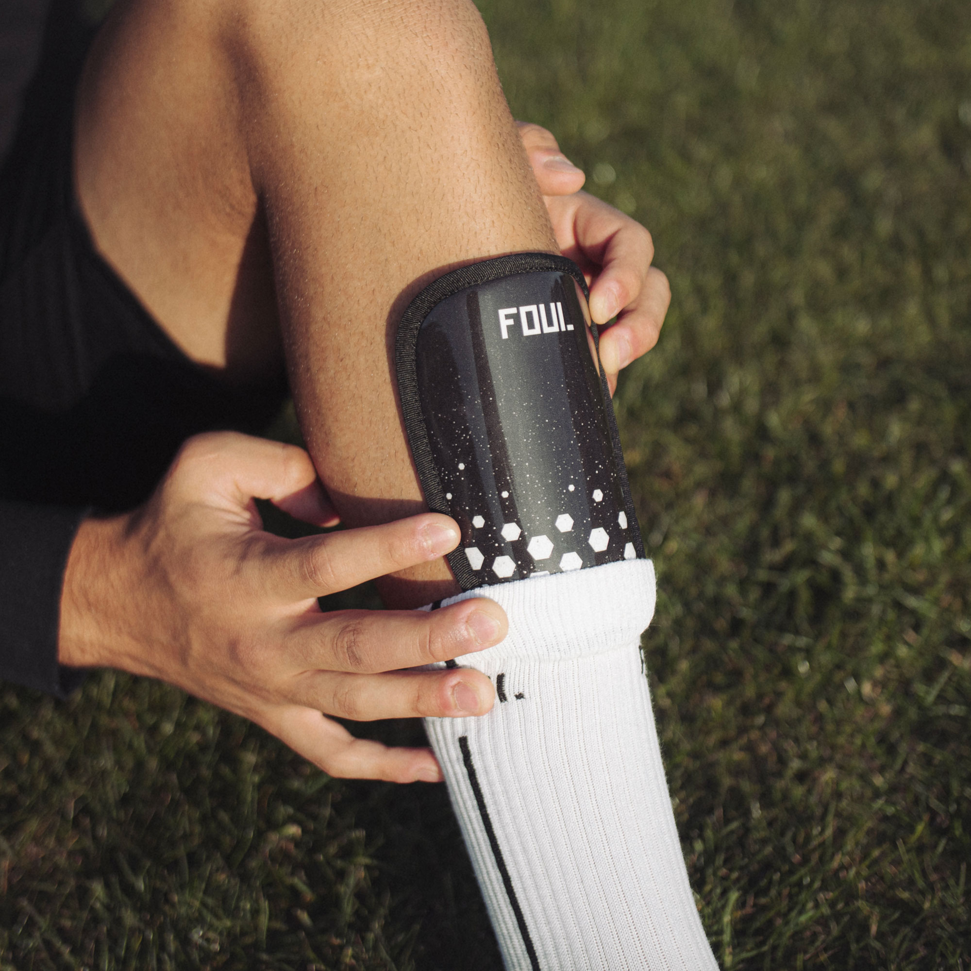 Football shin guards FOUL HEX design(3)