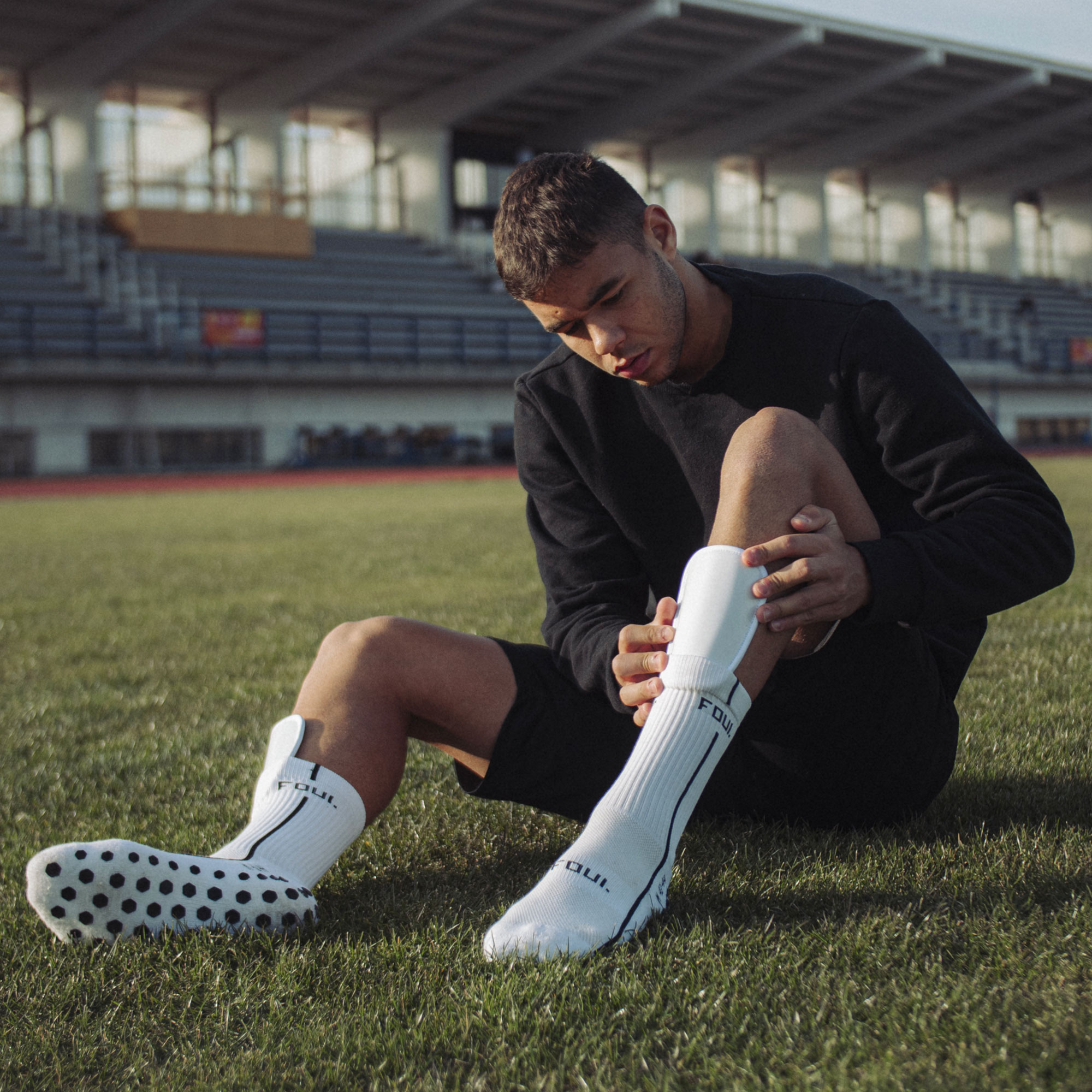 Football shin guards FOUL (4)